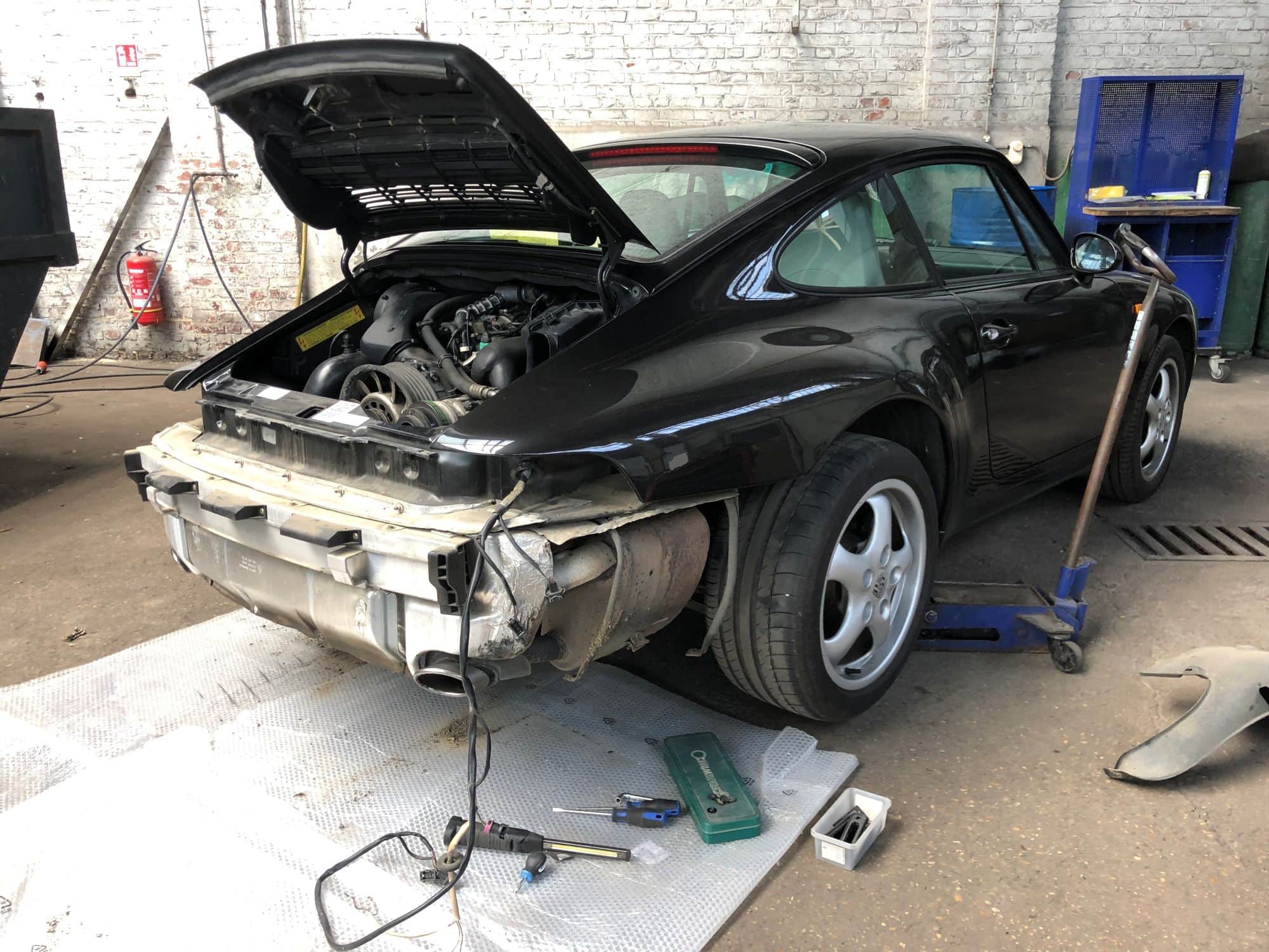 Réparation choc arrière Porsche 911 (Type 993)